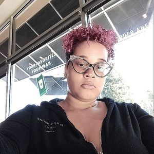 I'am selling women 's shoes  and Handags. Men"s Polo shirts and dress shirts.